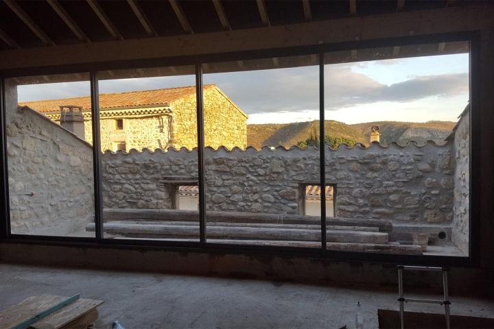 Installation porte Joyeuse