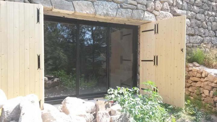 Battants en bois Joyeuse