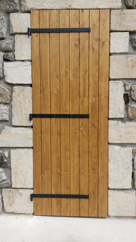 Battants en bois Joyeuse