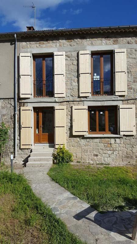 Pose de volets battants Joyeuse