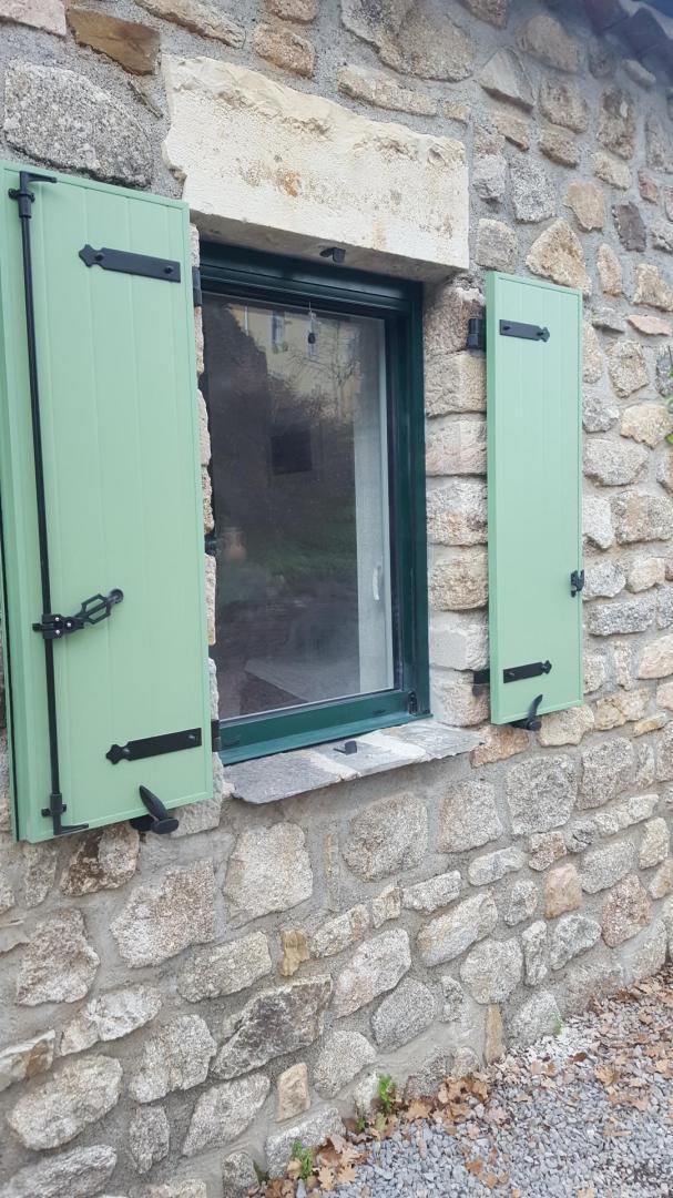 Pose de volets battants Joyeuse